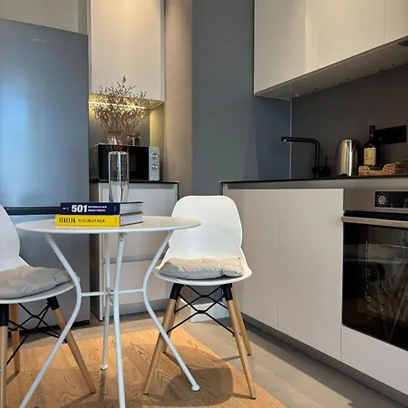 شقة New! Modern Waterfront بلغراد