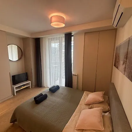 New! Modern Waterfront *