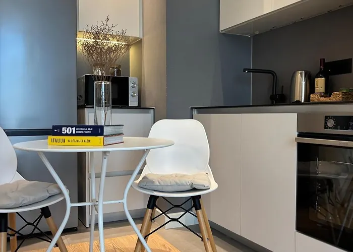 شقة New! Modern Waterfront بلغراد