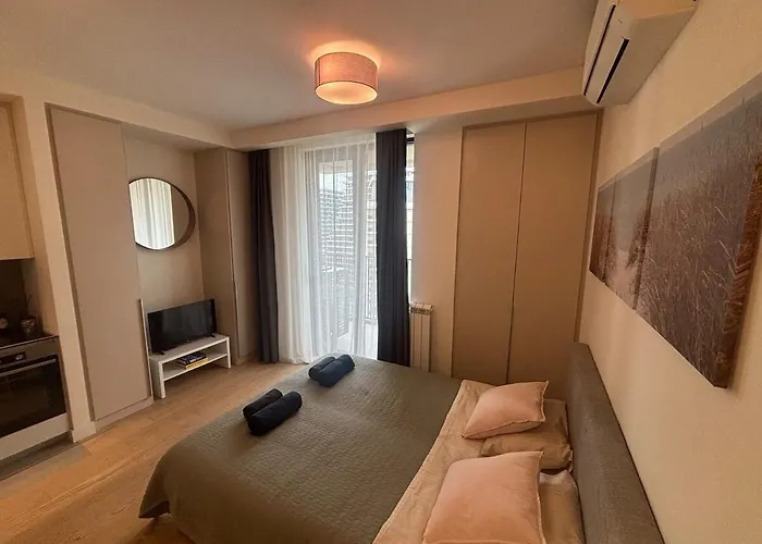 New! Modern Waterfront *